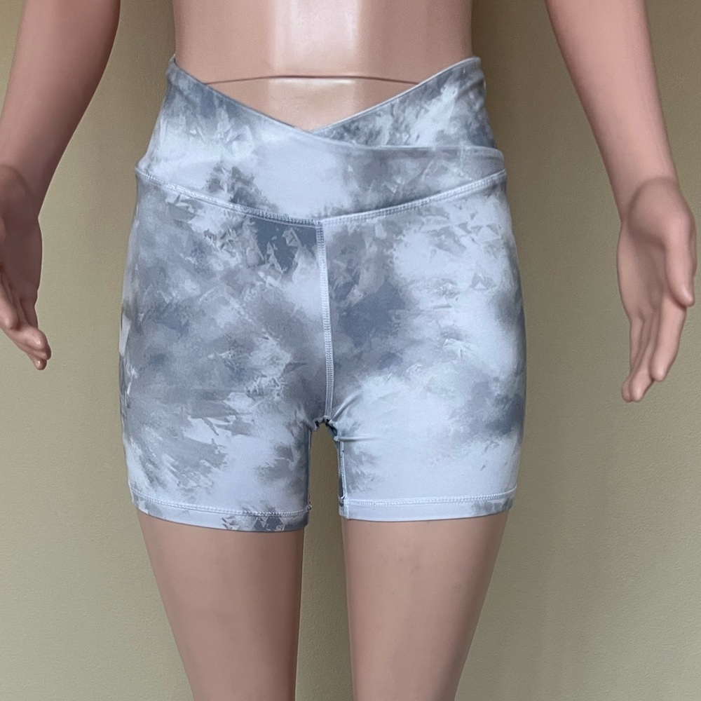High Waist Women's AVA Shorts in Marble Gray. Size XS. Great Stretch.